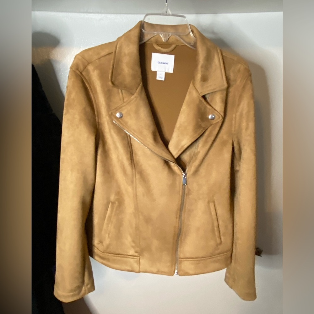 Old navy tan suede- like jacket, size large. Excellent condition.
